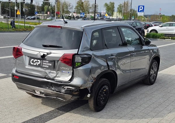 Suzuki Vitara cena 29900 przebieg: 4243, rok produkcji 2022 z Nasielsk małe 781